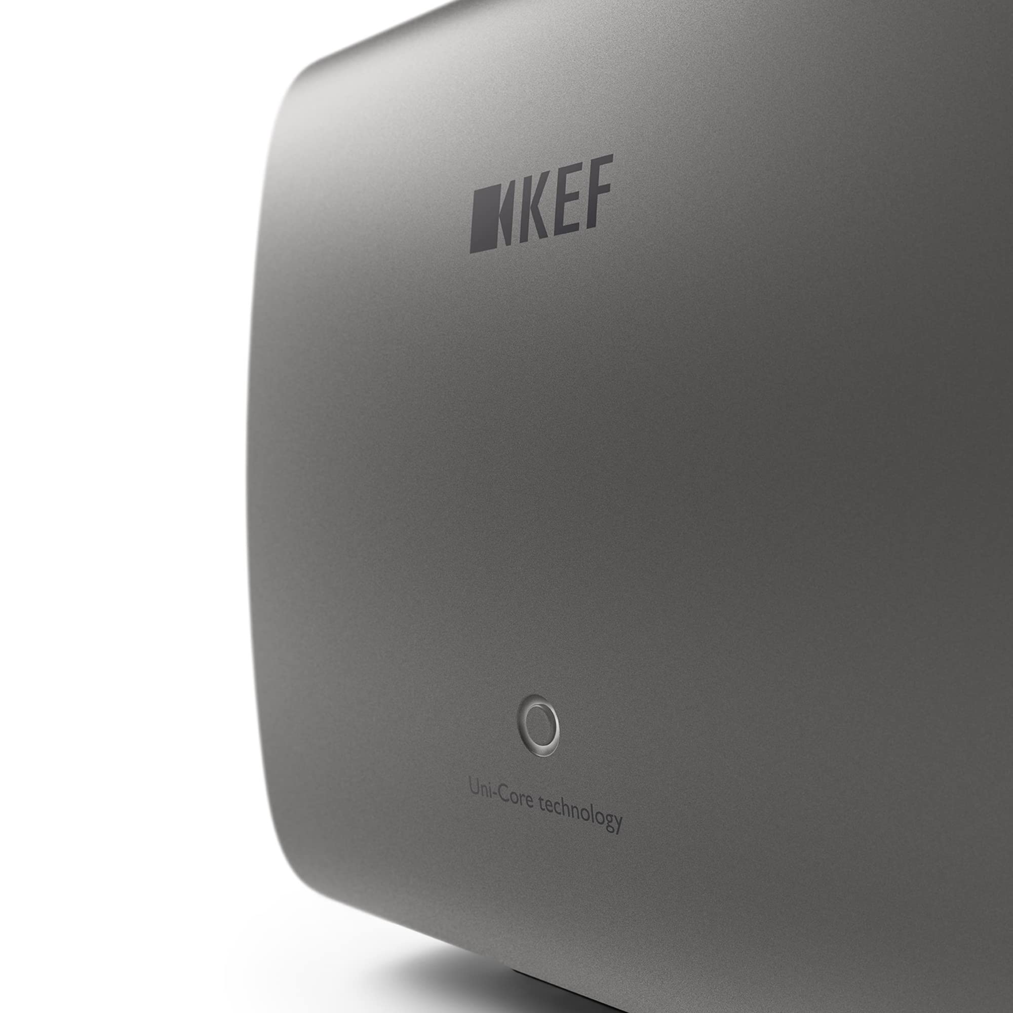 Amazon | KEF KC62 6.5インチ 1000W コンパクトパワードサブウーファー